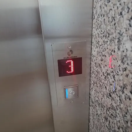 Elsid Apartamento Tirana